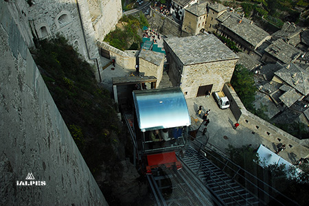 Fort de Bard, acenseurs