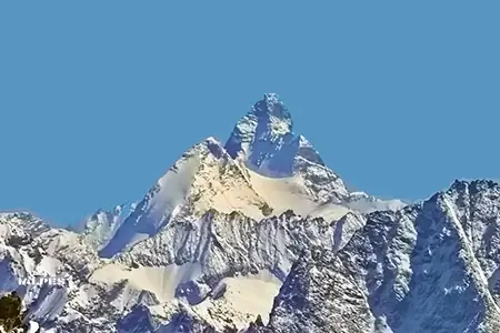 Vue panoramique depuis la Pointe Helbronner sur le massif du Mont-Blanc