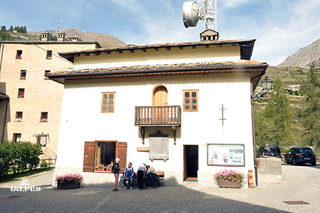 Coopérative dentellières de Cogne
