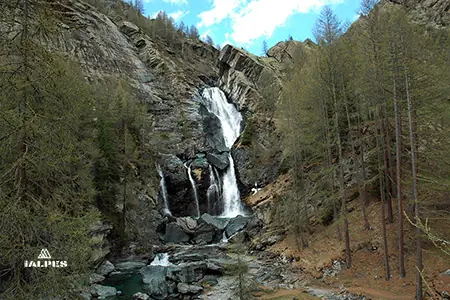 Cascade de Lillaz, Cogne