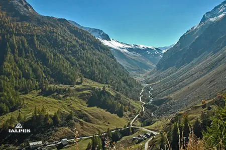 Vallée d'Aoste, Valgrisenche, panorama sur le parc du Grand Paradis.