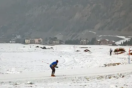 Vallée d'Aoste, Cogne pistes de ski de fond dans le parc du Grand Paradis.